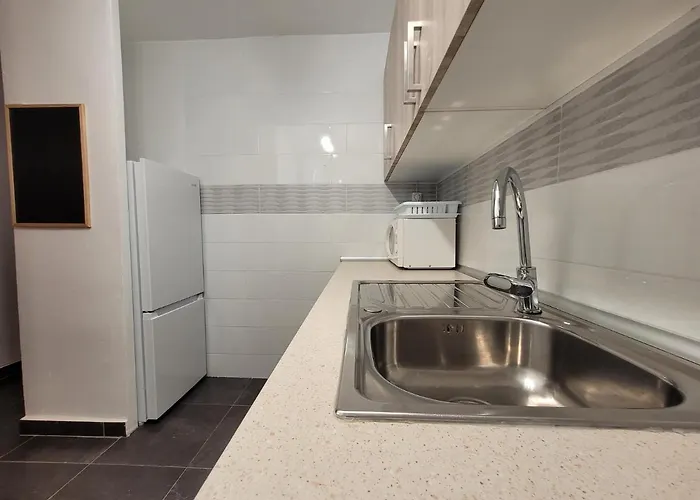 Damas 10 Διαμέρισμα Μπένιντορμ